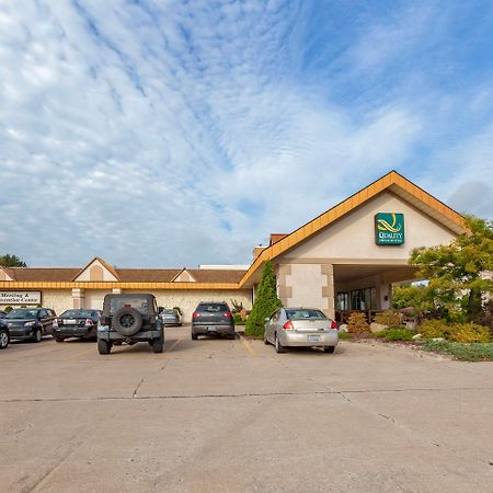 Quality Inn & Suites Escanaba North Extérieur photo