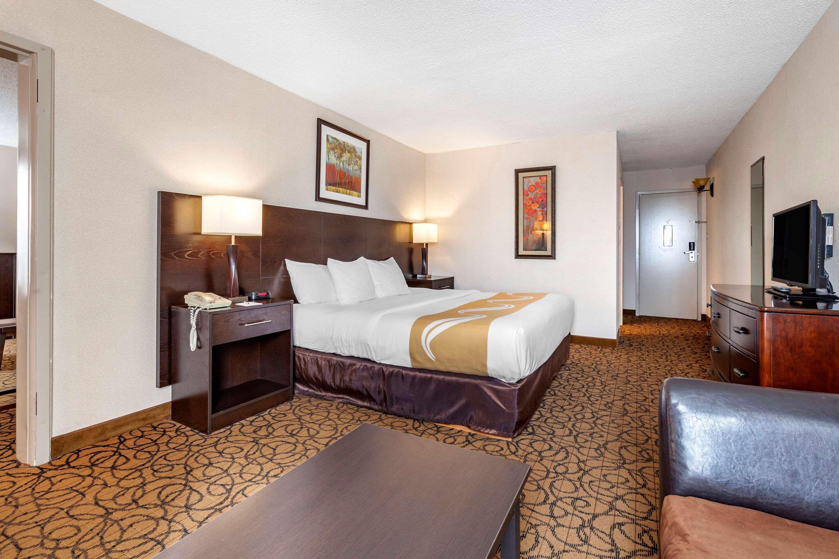 Quality Inn & Suites Escanaba North Extérieur photo