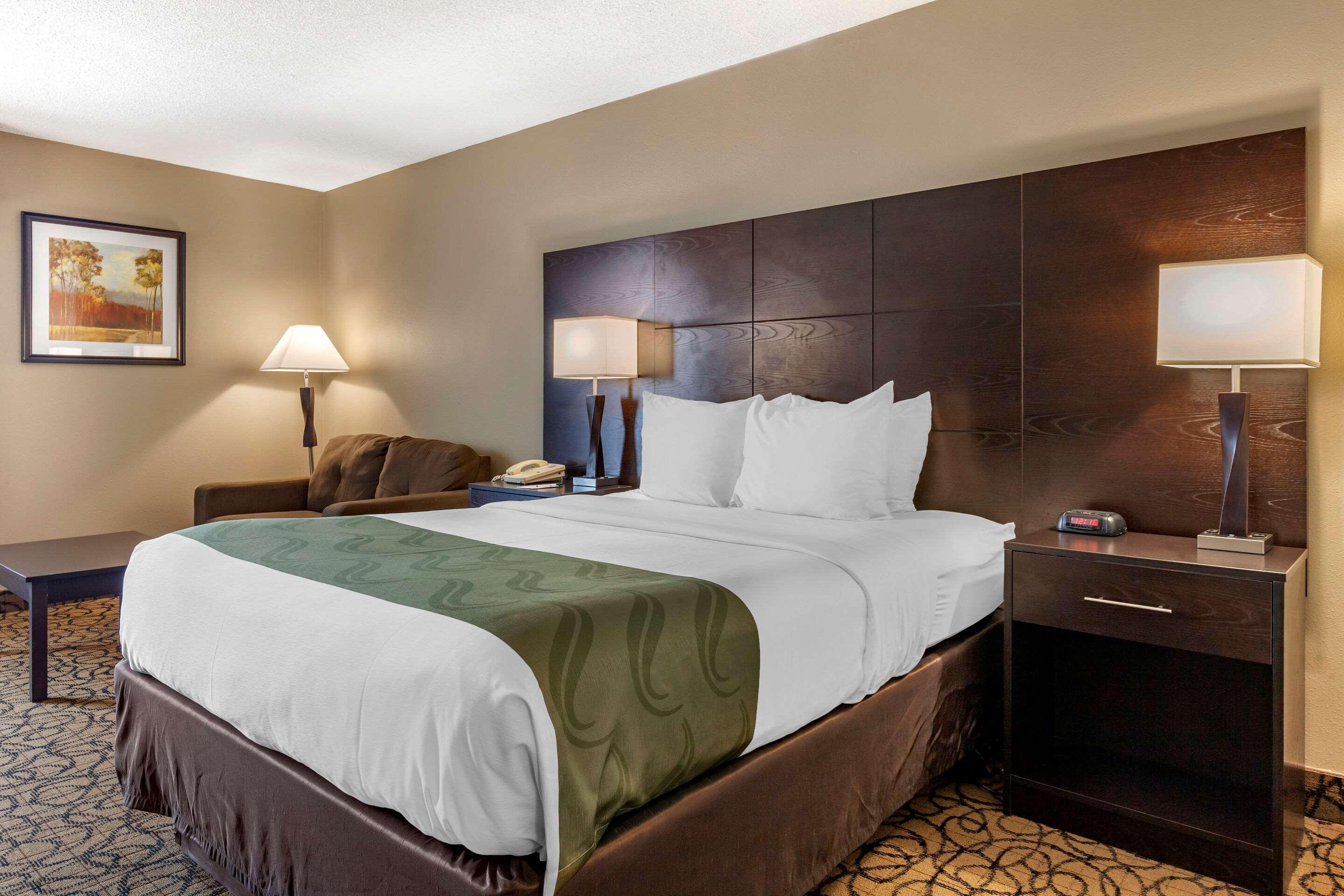 Quality Inn & Suites Escanaba North Extérieur photo