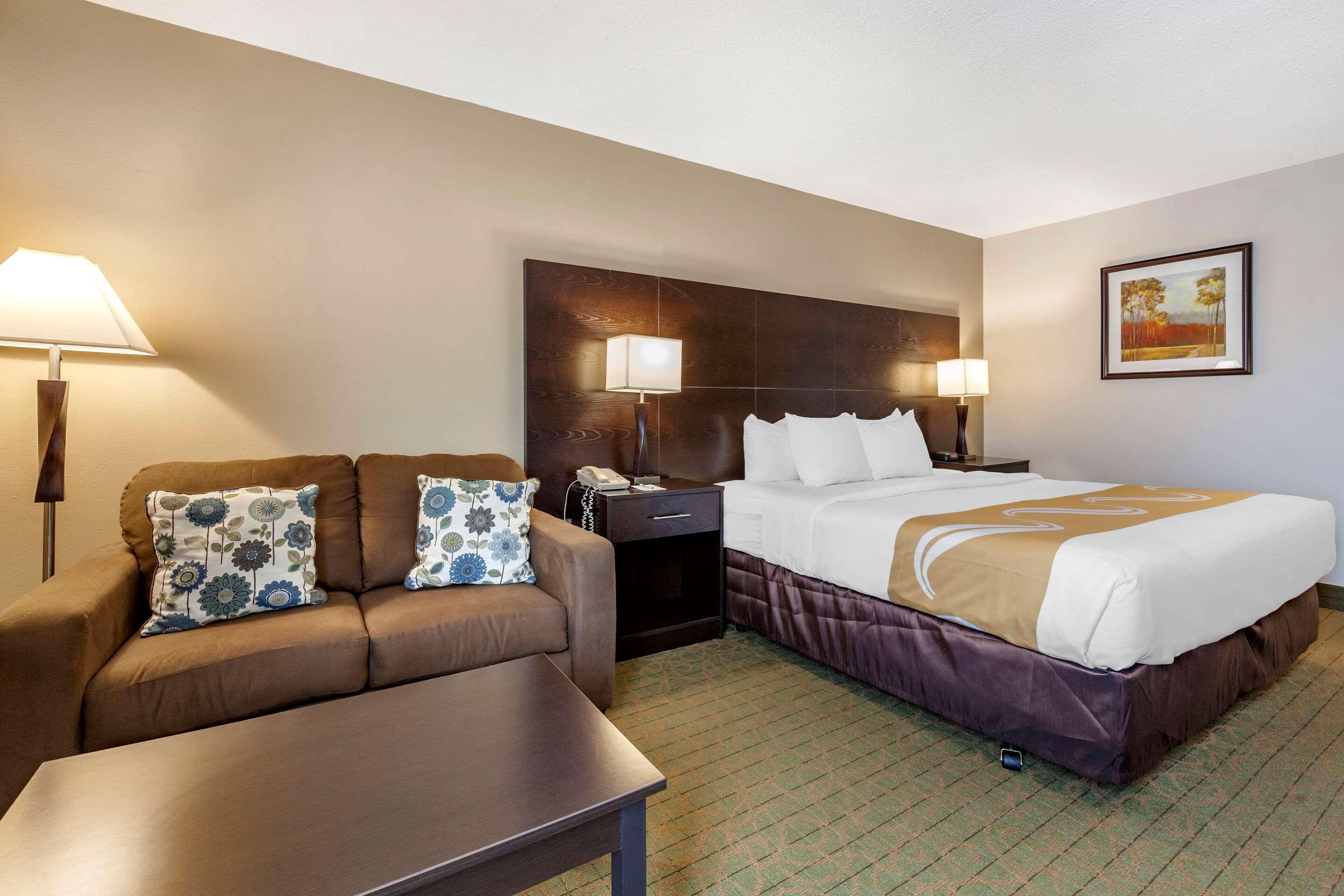 Quality Inn & Suites Escanaba North Extérieur photo