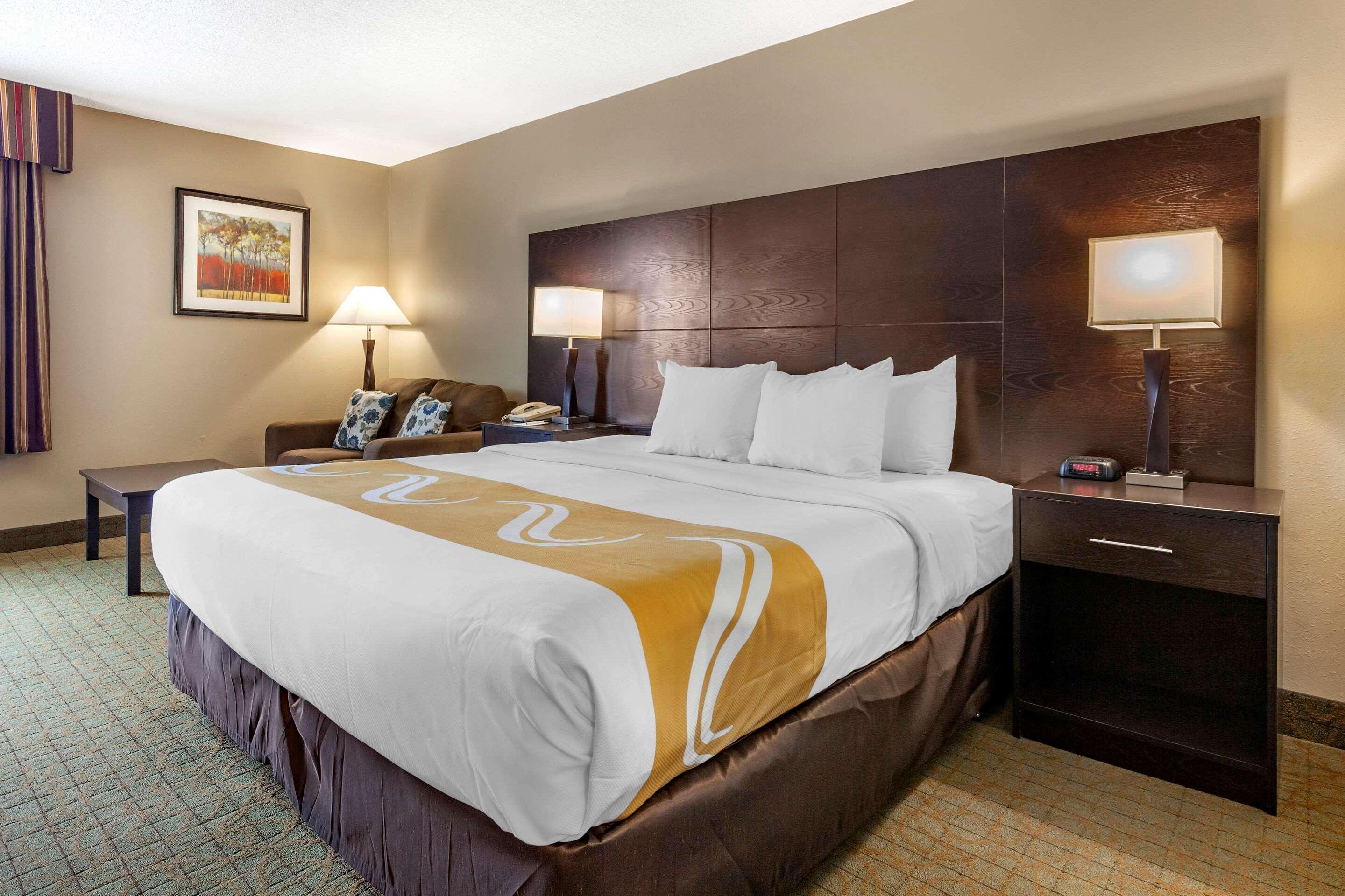 Quality Inn & Suites Escanaba North Extérieur photo