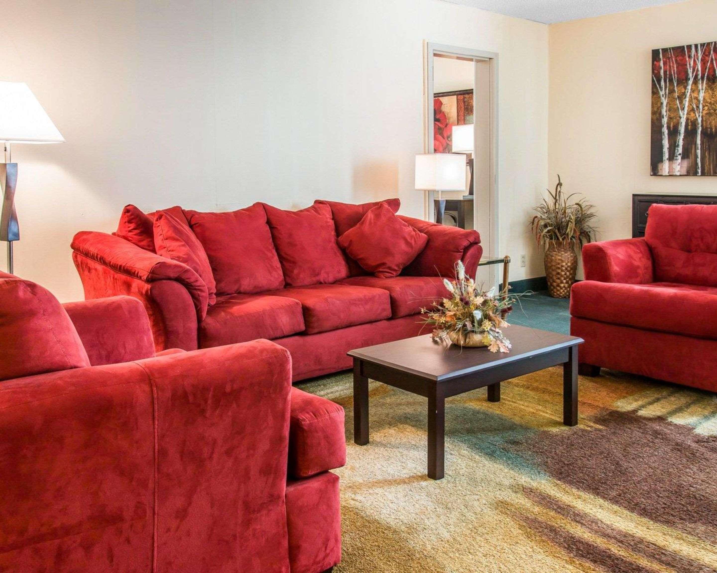 Quality Inn & Suites Escanaba North Extérieur photo